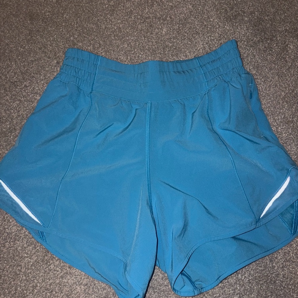 Lululemon Hotty Hot High Rise Short 4"